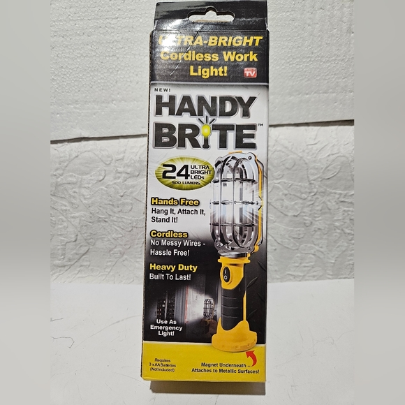 Handy Brite Cordless Work Light - Picture 4 of 4